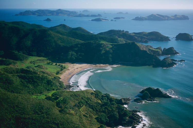 Waiaua with Cavalli Islands
